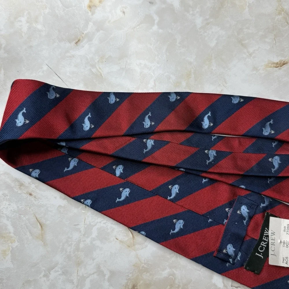 NWT J. Crew Men's Silk Necktie Diagonal Stripe Whale Print Red Blue 3 1/2